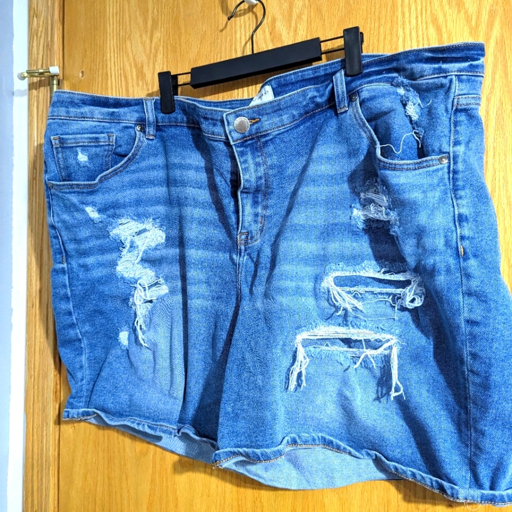 Like new Size 24 denim boyfriend shorts lane Bryant
